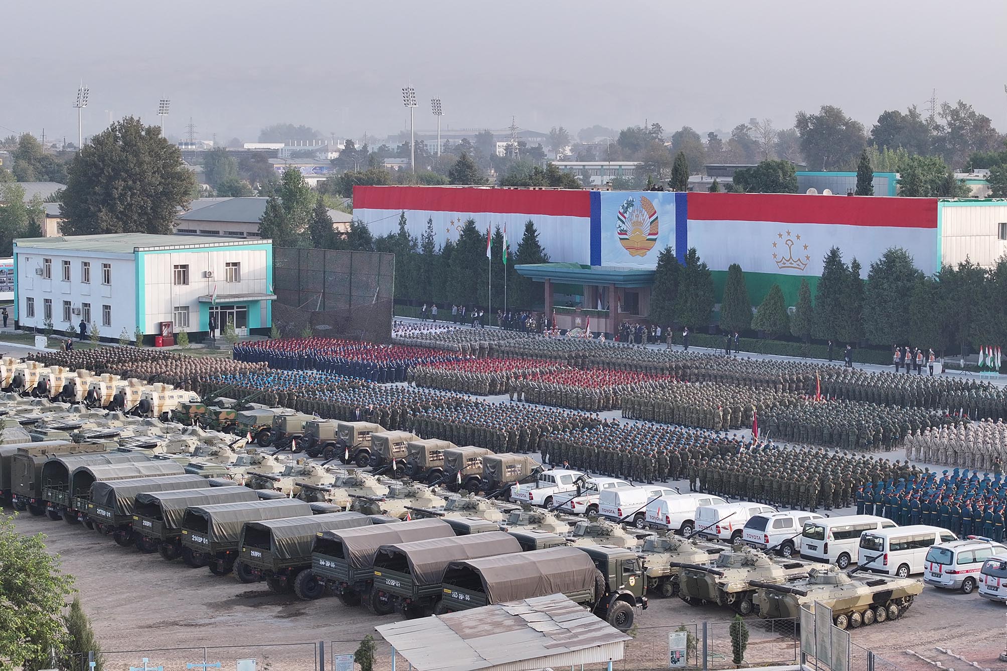 АРТИШИ МИЛЛӢ-ОМИЛИ УСТУВОРИИ ДАВЛАТ